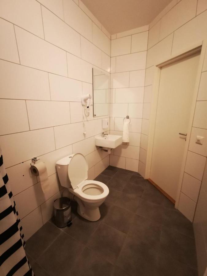Oldtown Lux Hostel Talin Exterior foto